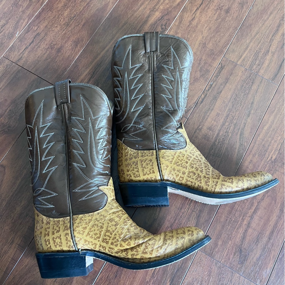 Tony Lama Brown and Tan Western Cowboy Boots